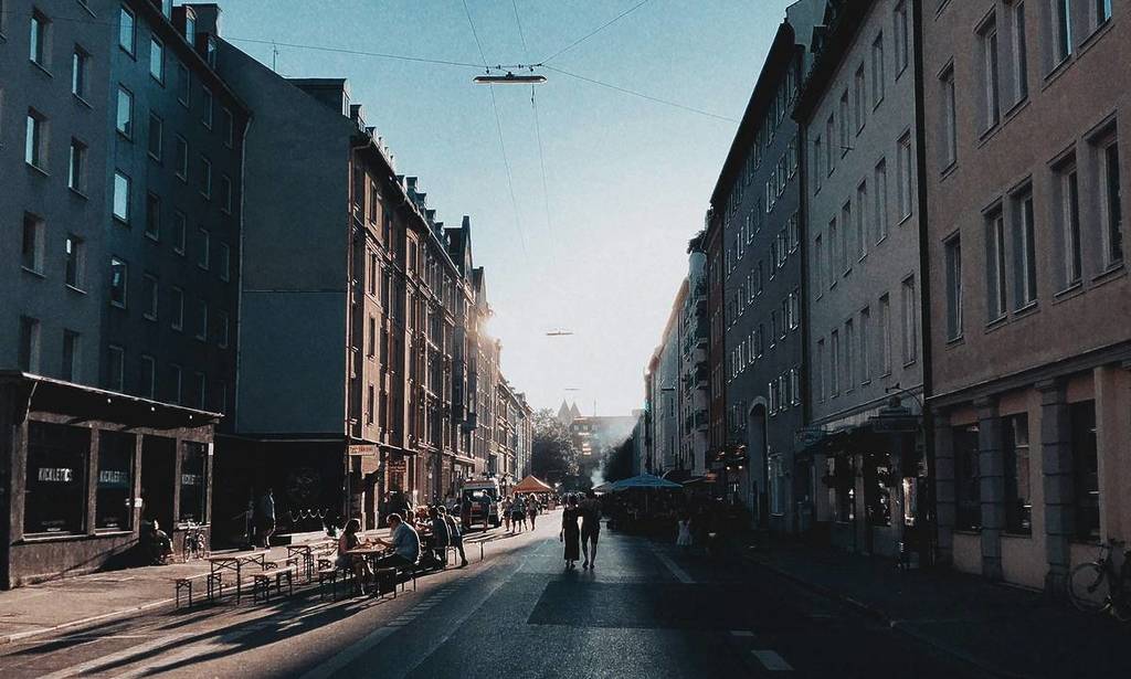 straße in der maxvorstadt, wo sich der alte simpl befindet