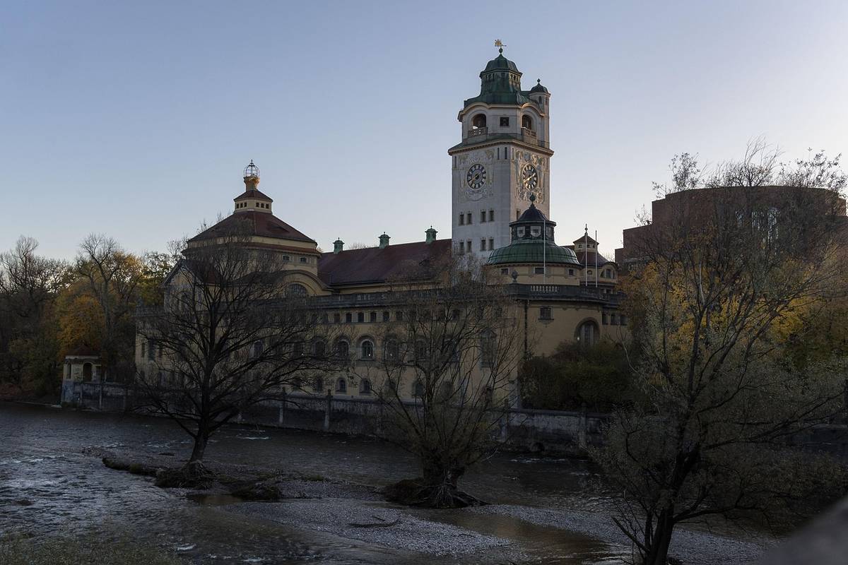 das müllersche volksbad an der isar