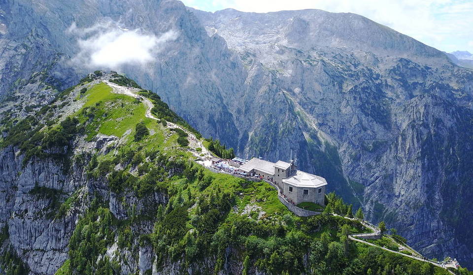 Die spektakulärste Straße Bayerns: Der Weg zu Hitlers &#8222;Teehaus&#8220; ist nur für Spezialbusse zugelassen und liegt auf 1.834 Metern