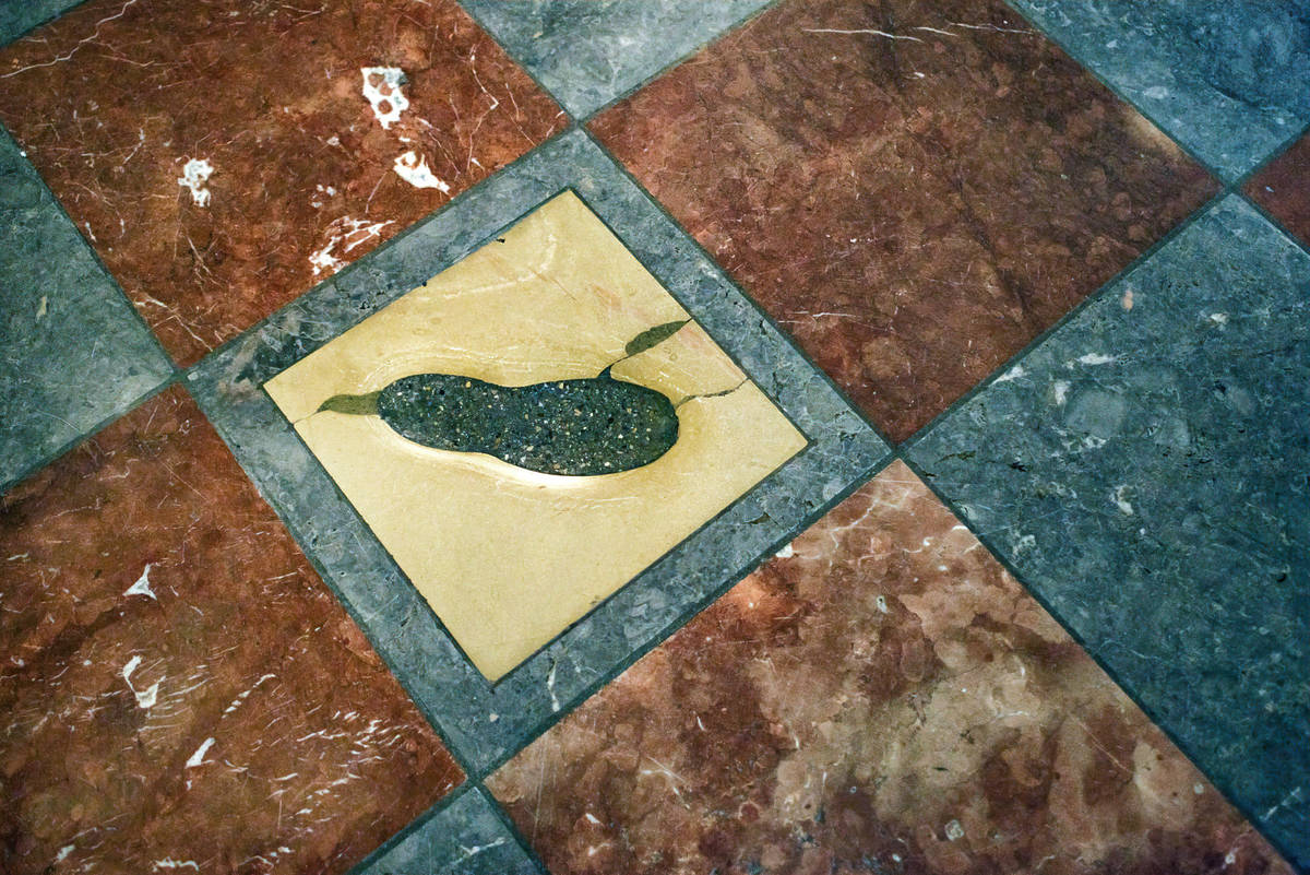 Teufelstritt in der Frauenkirche