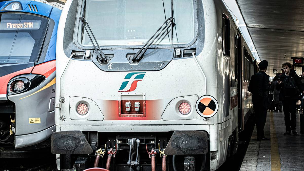 zug der italienische bahn, weihnachtszug