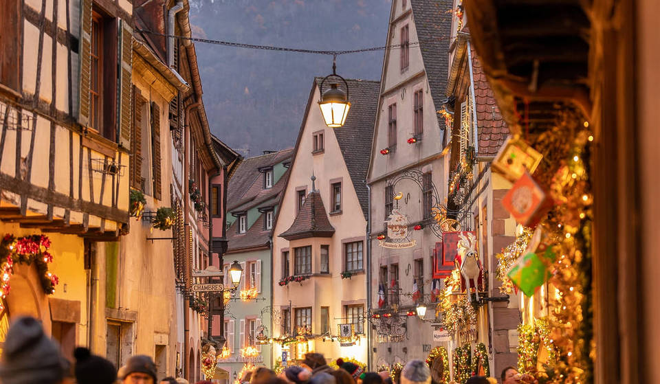 Mittelalterliches Flair und echtes Kunsthandwerk: Dieser idyllische Markt an der elsässischen Weinstraße ist authentischer als Colmar oder Straßburg