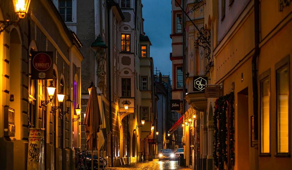 Neither Kaltenberg nor Guteneck: this market in a castle just 90 minutes from Munich is a royal winter fairytale