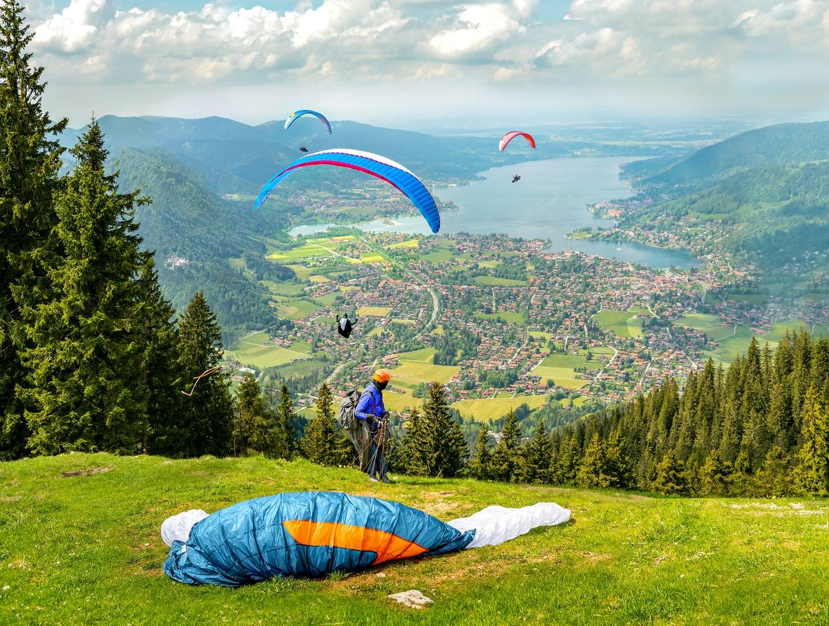 Paragliding