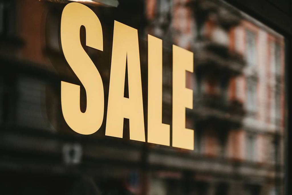 Sale sign, clearance sale at Muecke in Munich
