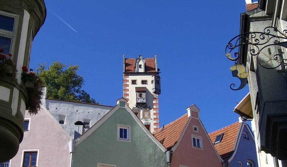 Die “Wiege des europäischen Geigenbaus”: Am Fuße von Neuschwanstein liegt eine Stadt, deren Instrumentenbaumeister vor über 500 Jahren die Musikmetropolen Europas eroberten