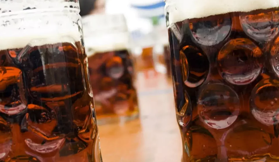 „Eine zünftige Gaudi“: Das Original Starkbierfest auf dem Nockherberg feiert seit 1651 den Paulaner Salvator