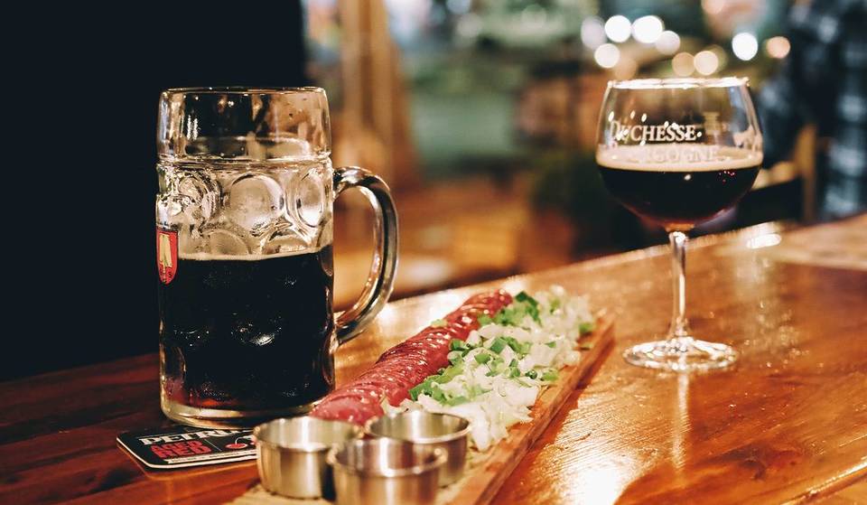 Münchens fünfte Jahreszeit: Auf diesen 7 Starkbierfesten kommt ihr in echte Volksfeststimmung