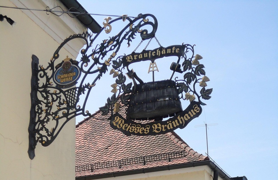 weisses bräuhaus schild