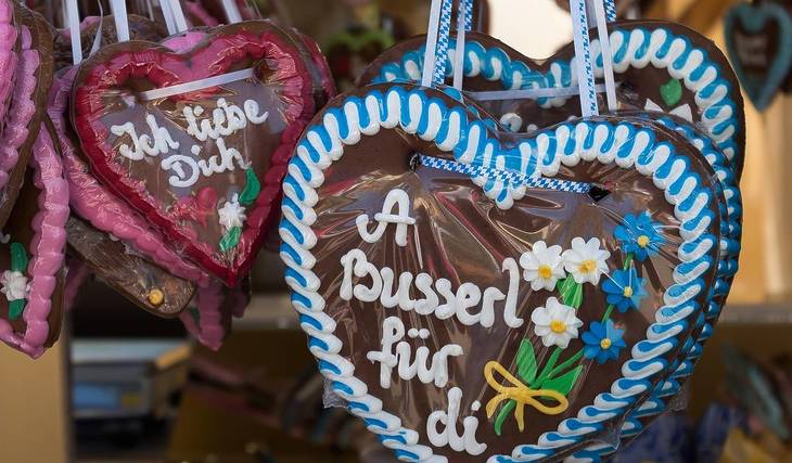 Teuer, teurer, Oktoberfest: Mit diesen 4 Tricks spart ihr Geld bei der Wiesn