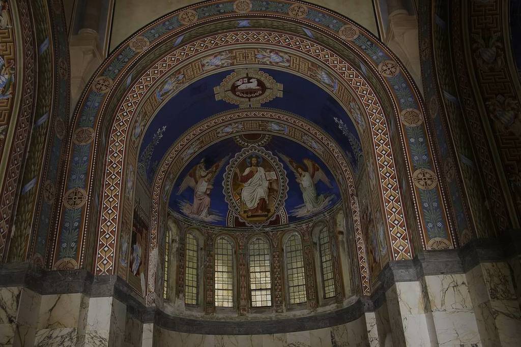 frescoes in the votive chapel
