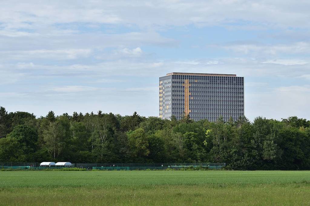 Siemens Tower in the distance