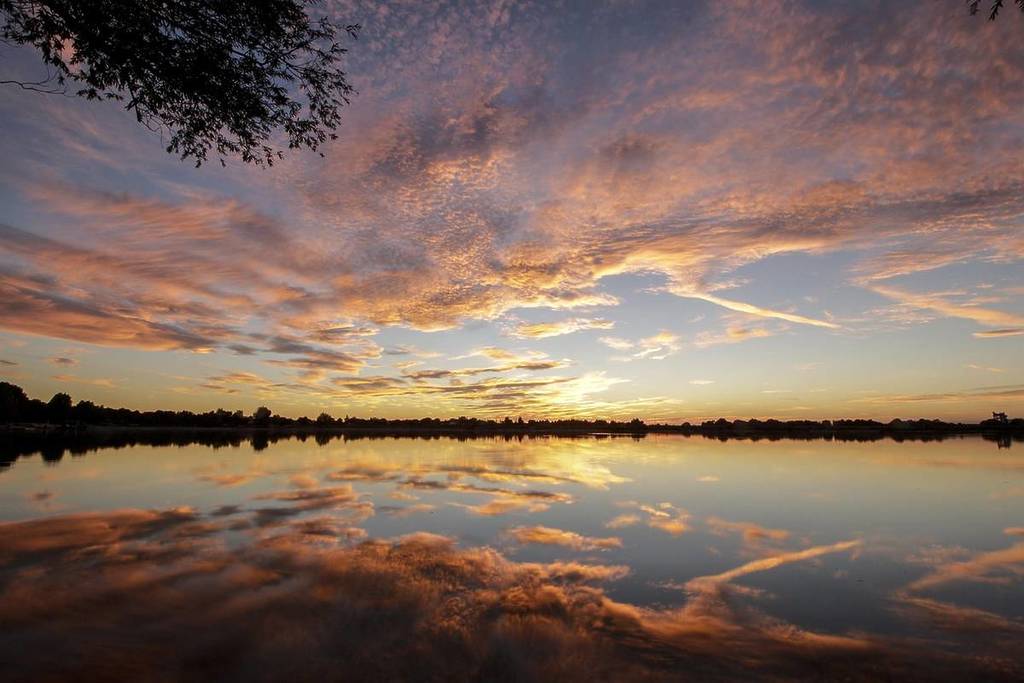 Erding pond at sunset