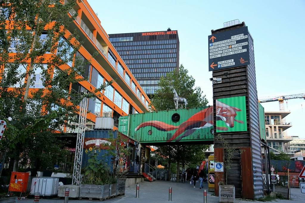 Containers and graffiti in the industrial district