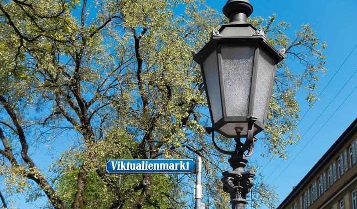 An ode to folk artists: The Fountain Festival at the Viktualienmarkt