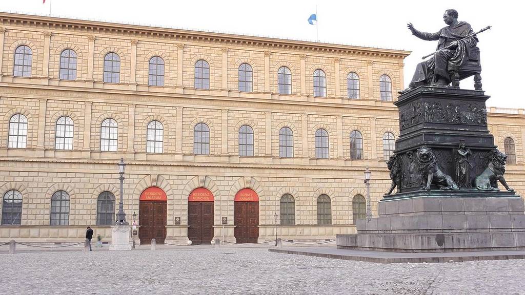 max-joseph-platz
