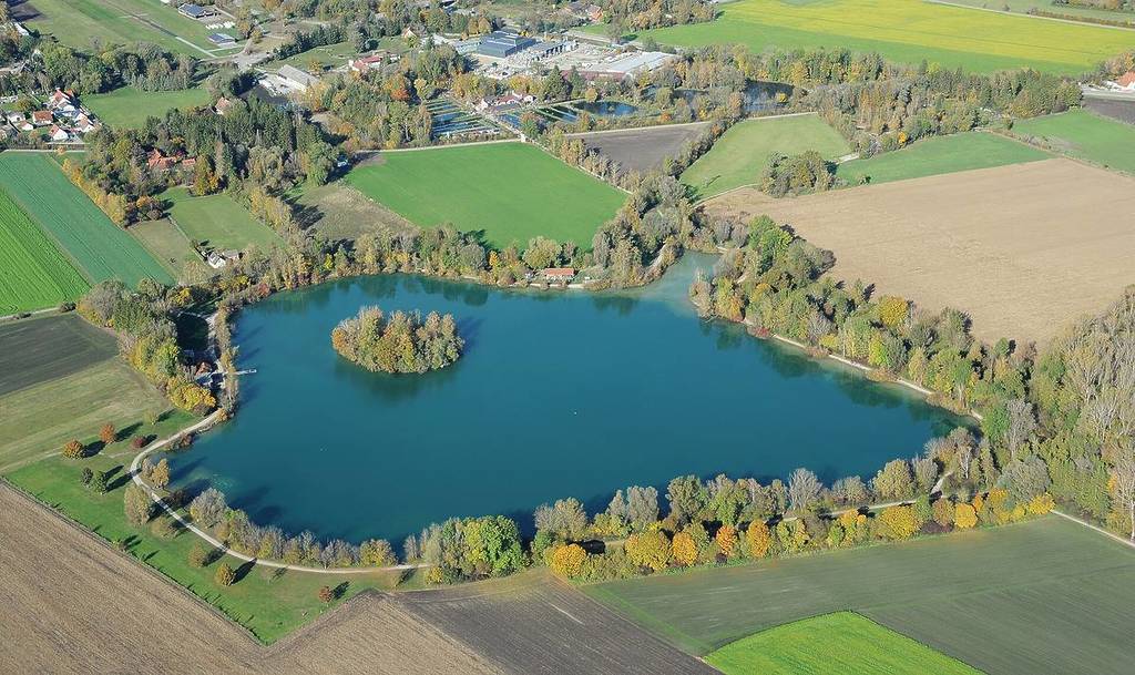 Waldschwaigsee with island from above