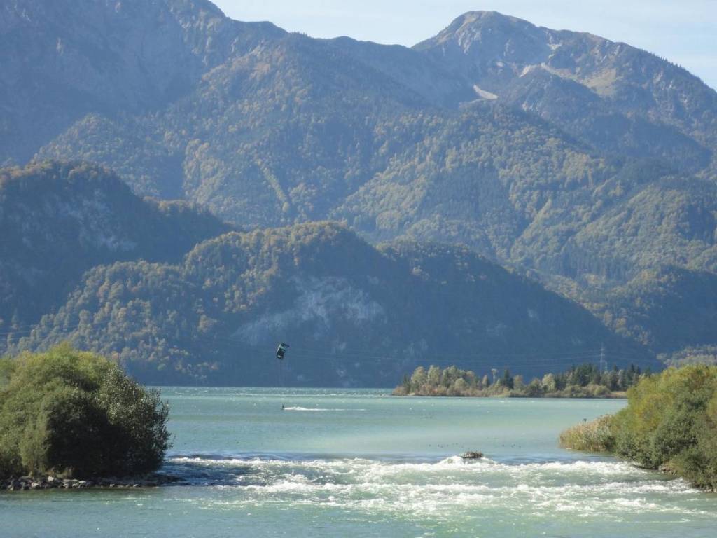 Kite surfers on Lake Kochel