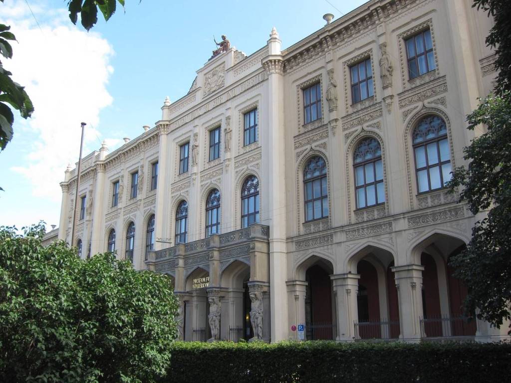 Museum Fünf Kontinente from the outside
