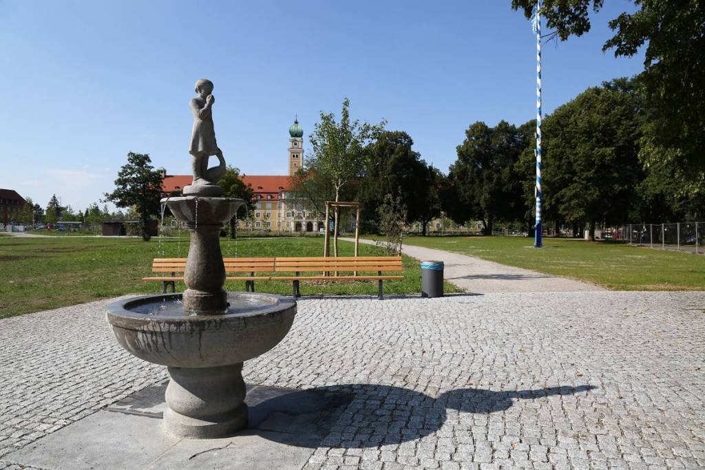 Luise Kiesselbach Platz