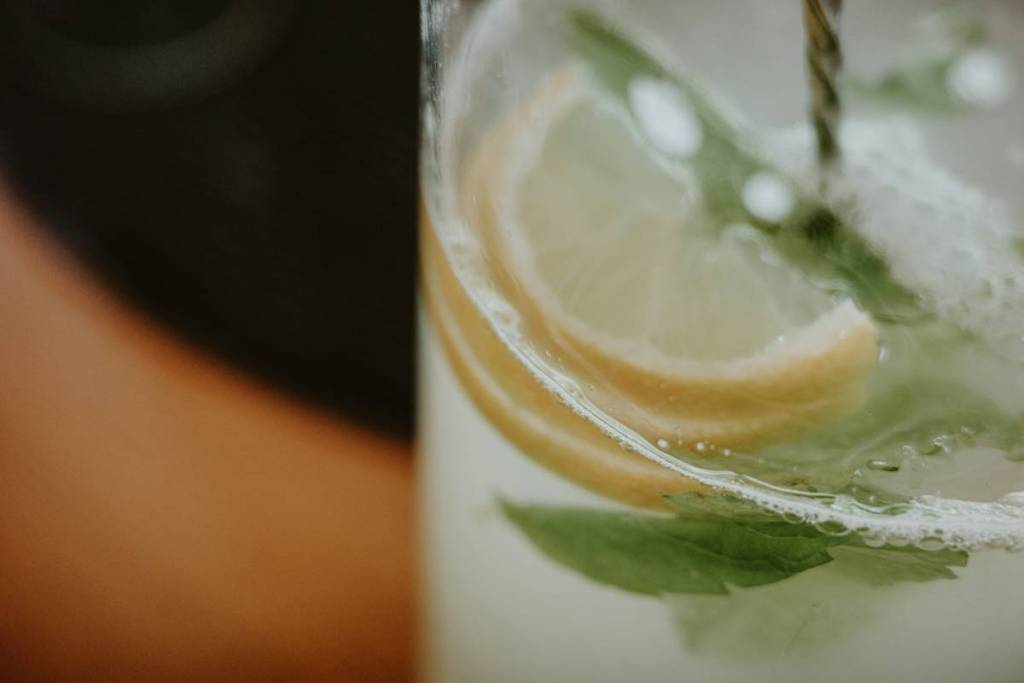 gin und tonic nahaufnahme