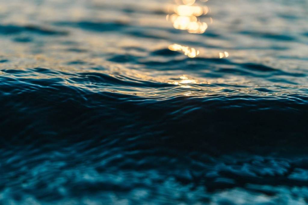 lake water