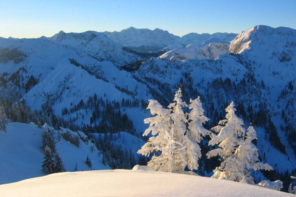 Verschneiter Tegelberg im Winter