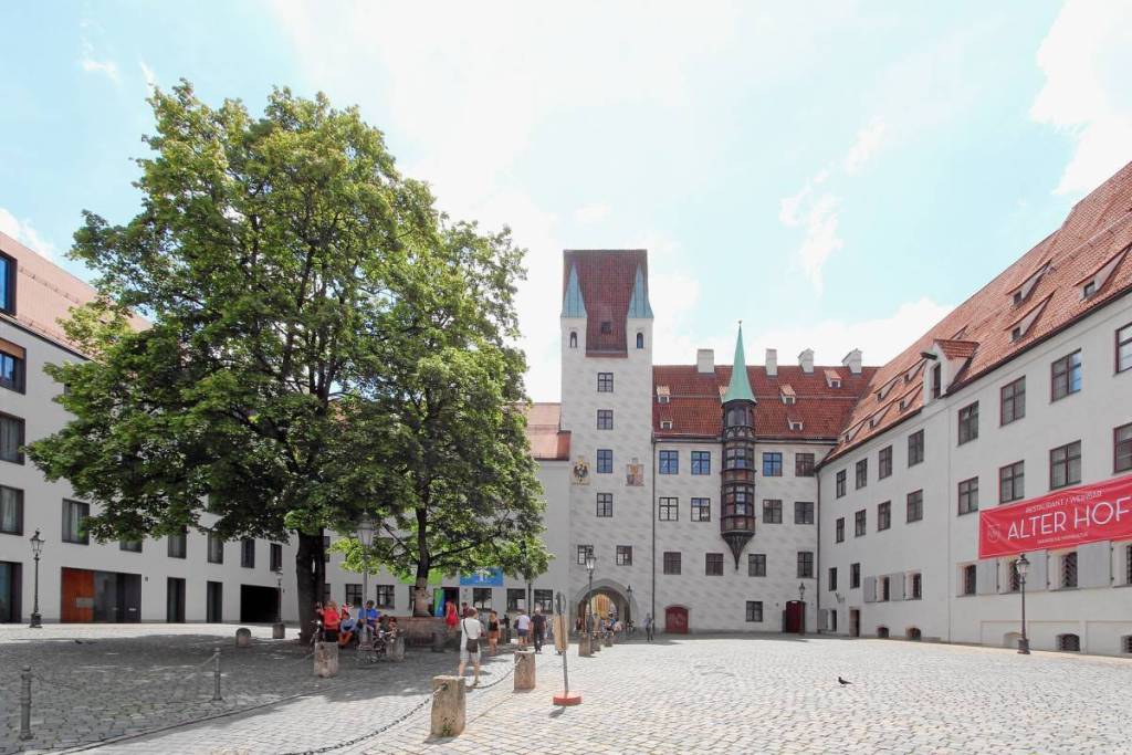 Burgstock with the Affenturm in the Alter Hof