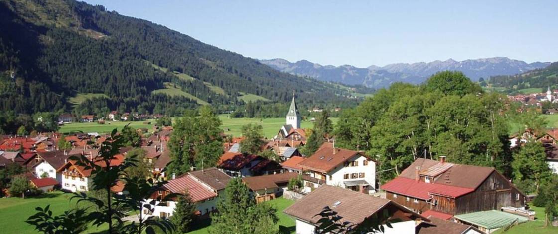 Mountain air, hiking trails, and idyllic scenery: Why Bad Hindelang offers the perfect escape from the hustle and bustle of Munich