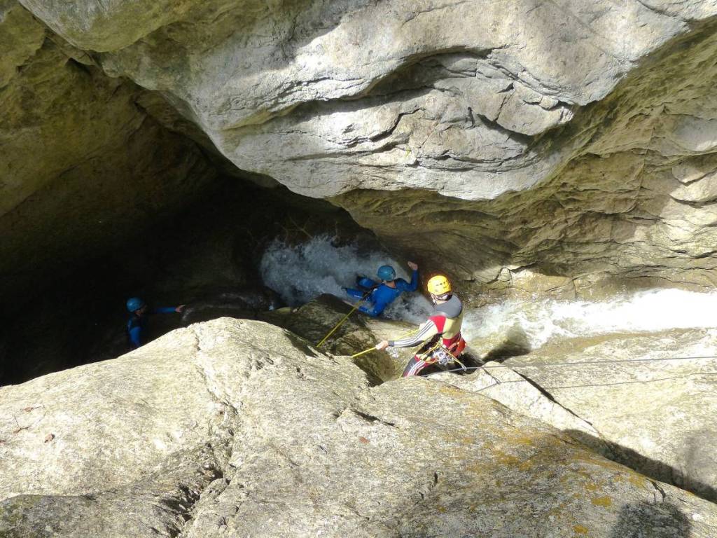 people canyoning in the gorge