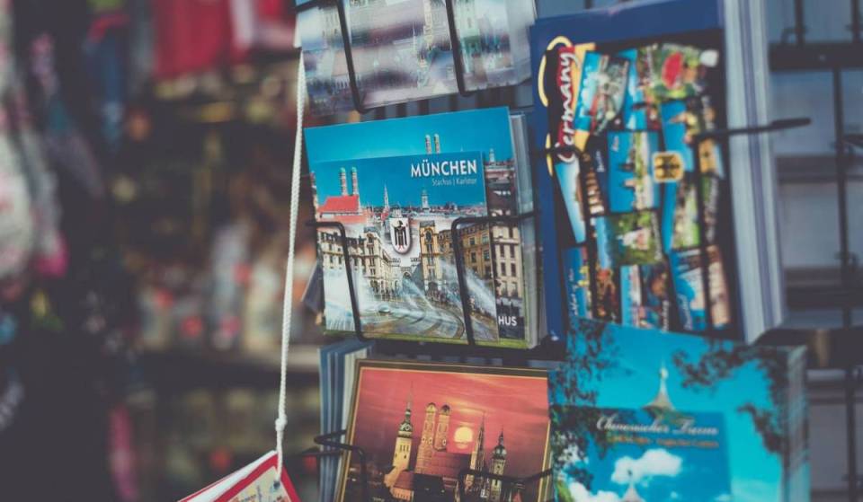 Eine Erinnerung fürs Handgepäck: Diese einzigartigen Souvenir- &amp; Geschenkläden in München müsst ihr kennen