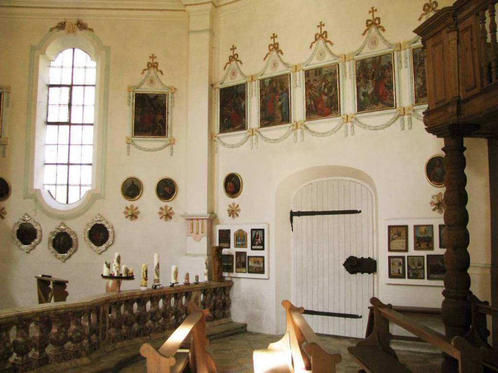 Votive tablets in the church