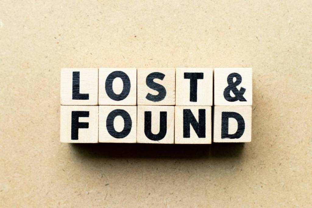 lost and found schild