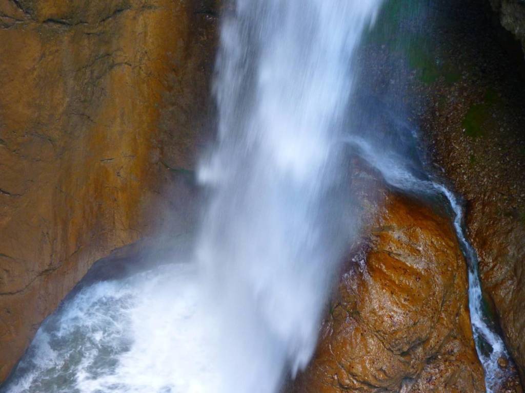 wasserfall im hölltobel