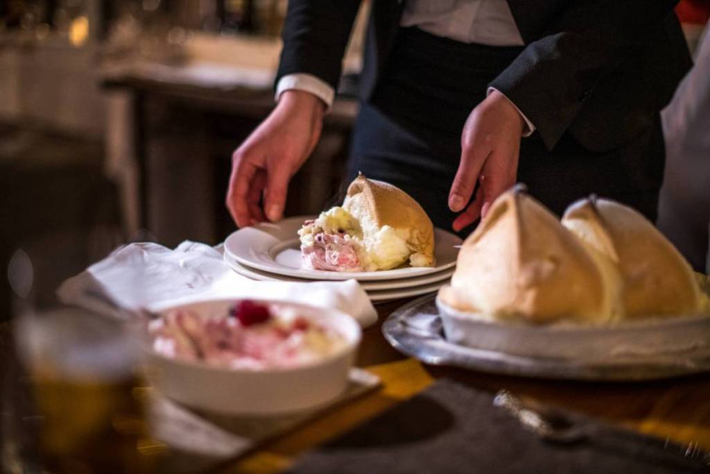Salzburger Nockerl werden serviert