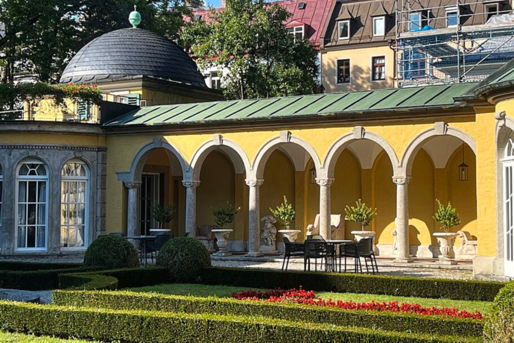 The gardens of Suresnes Castle