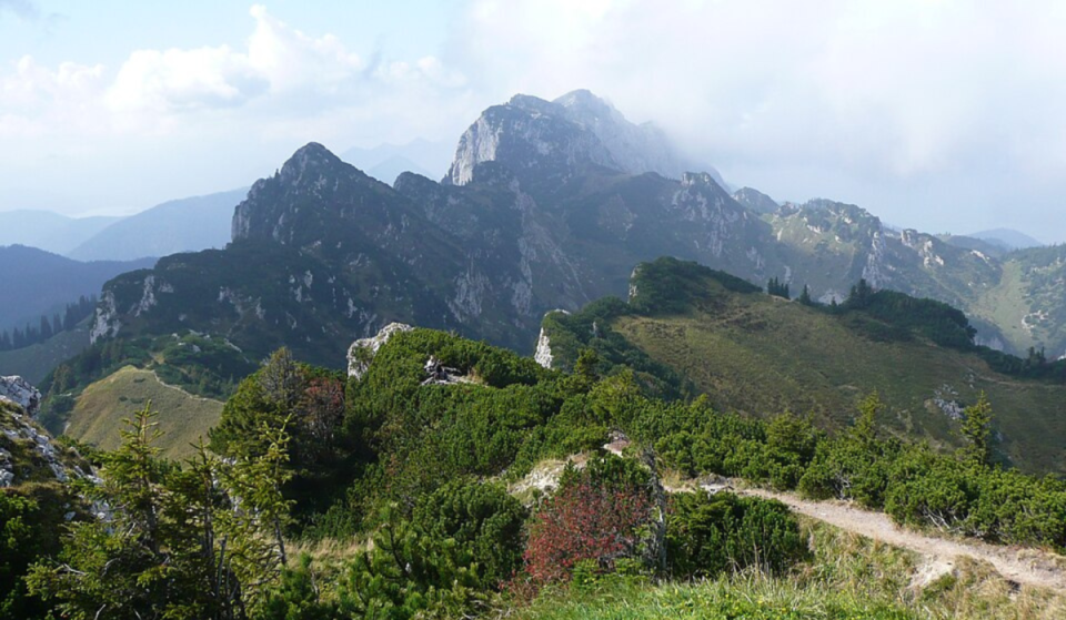 Nur 60 Minuten von München entfernt: Entdeckt das traumhafte Bergpanorama und die schönsten Wanderwege rund ums Brauneck