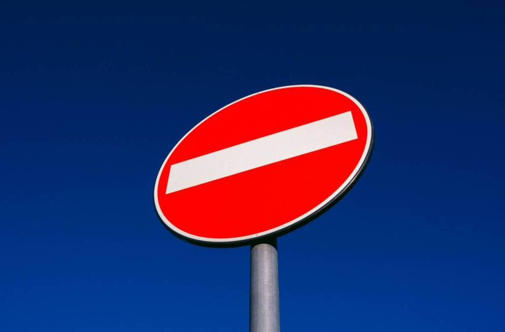 durchfahrt verboten schild