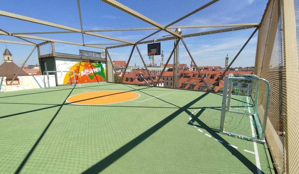 Play with a View: Play basketball and soccer for free at Munich’s highest sports field, 21 meters above the ground