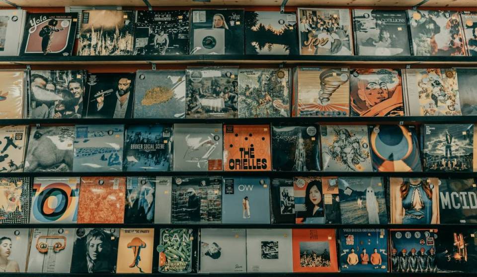 Vinyl records starting at €1: With 8,000 vinyl records and 25,000 CDs, this secondhand record store in Munich is a paradise for music fans