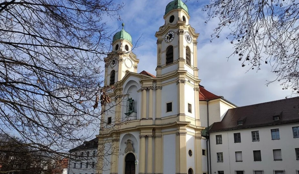 Versteckt im Münchner Osten könnt ihr dieses Meisterwerk des Spätbarocks und des süddeutschen Rokoko kostenlos besichtigen