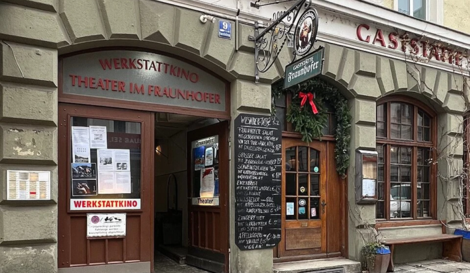Versteckt in einem Münchner Hinterhofkeller: Dieses legendäre Kult-Kino zeigt seit den 70ern seltene Filmraritäten ohne Werbung für nur 6 Euro
