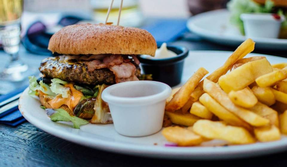 Diese Burgerkette feiert demnächst Eröffnung in München und verspricht ein grandioses Geschmackserlebnis dank hochwertiger Zutaten