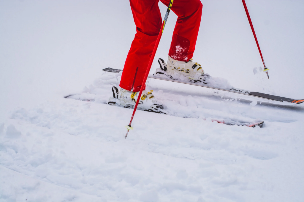 Nahaufnahme vom Skifahren