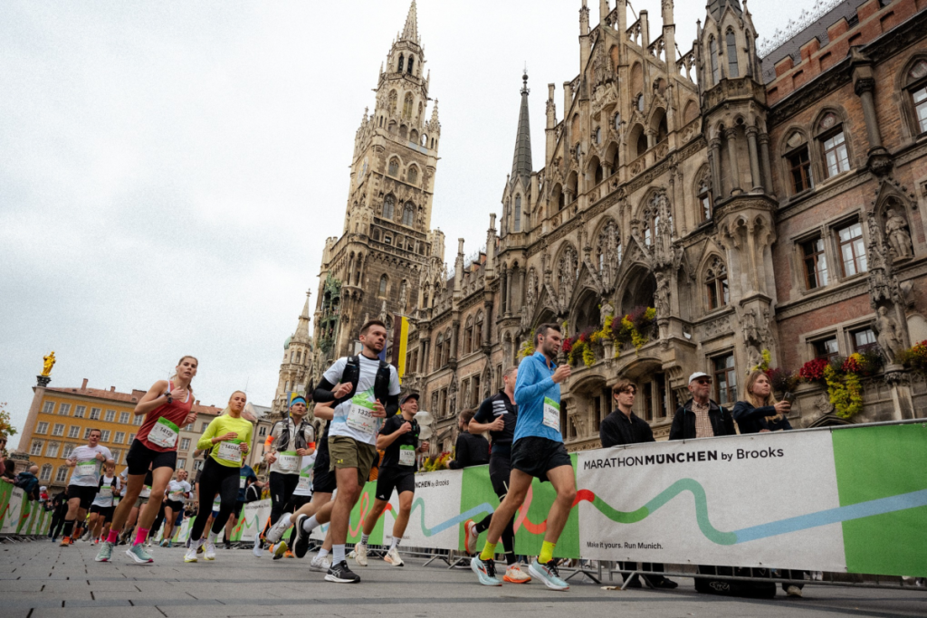 Munich Marathon with Runners