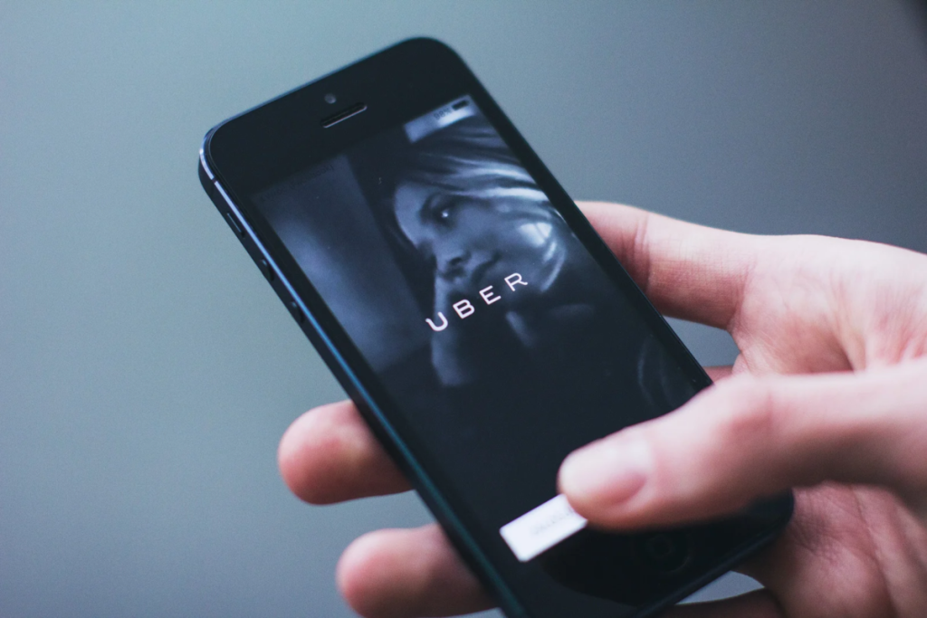 handy mit uber logo