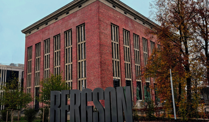 Von Geister-Rundgängen bis Metal Night: Das Bergson Kunstkraftwerk München verwandelt ein geschichtsträchtiges Heizwerk in die spektakulärste Halloween-Location der Stadt