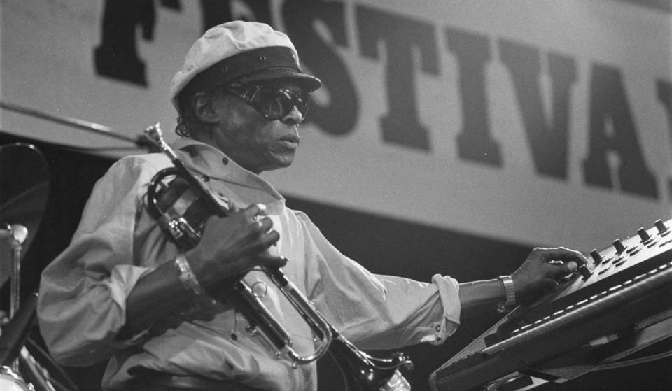 100 Jahre Miles Davis: München feiert die Jazzlegende im November mit einem epischen Konzerterlebnis im Prinzregententheater