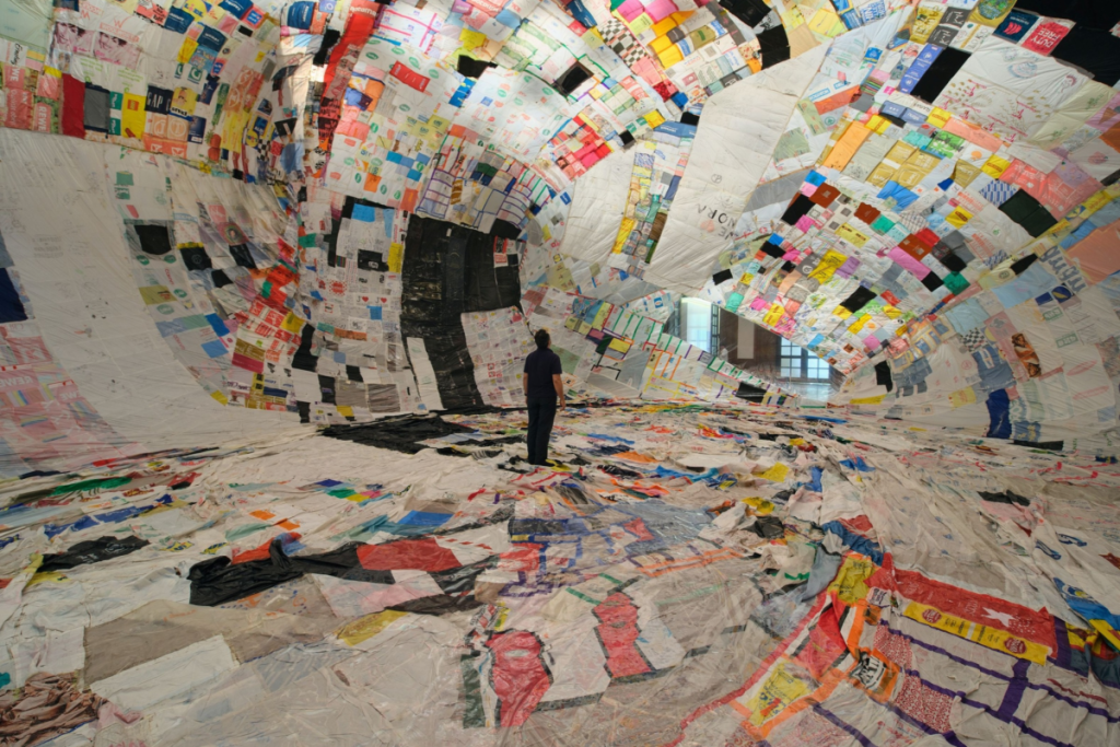 Tomás Saraceno in collaboration. Verwobene Welten