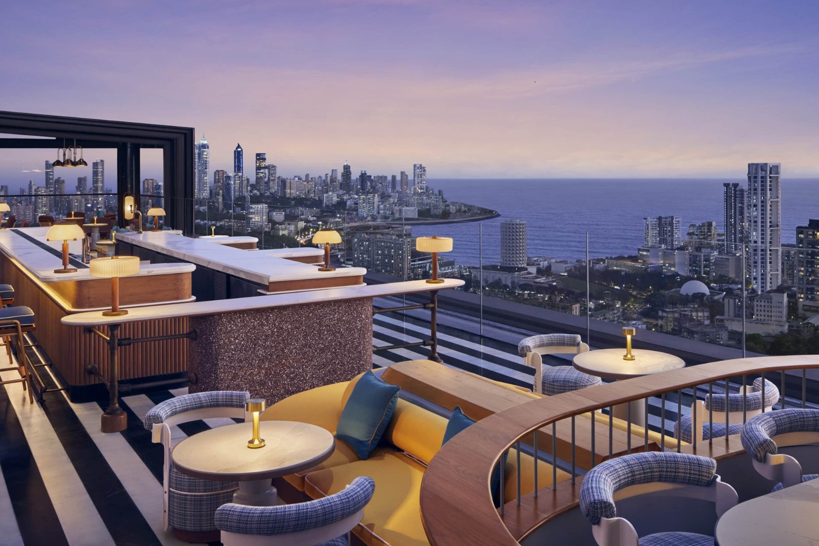 Rooftop bars in Mumbai, date ideas in Mumbai